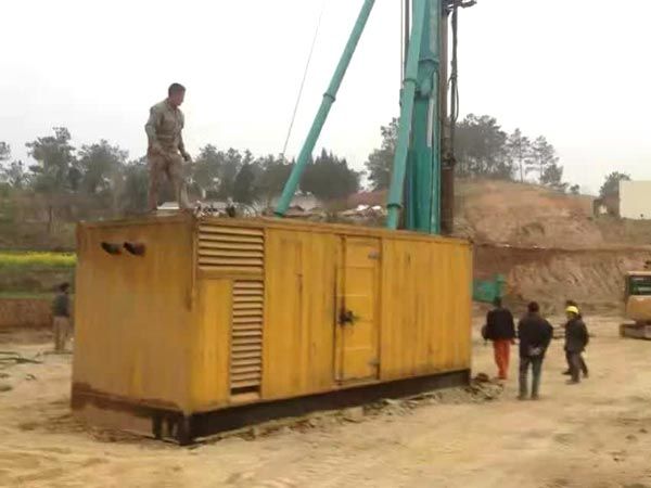 响水如何判断水冷式机油散热器密封件是否需要更换?